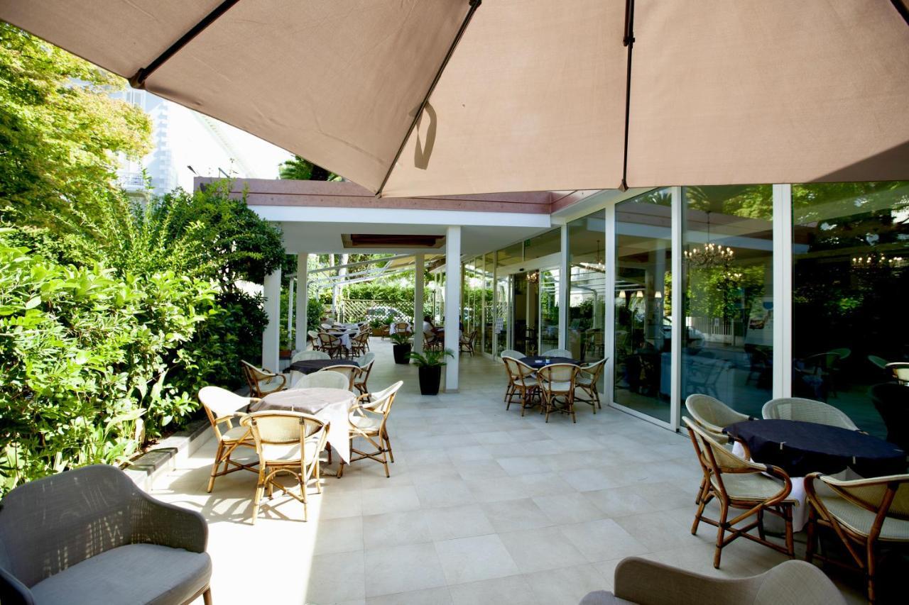 Hotel Maestri Riccione Buitenkant foto