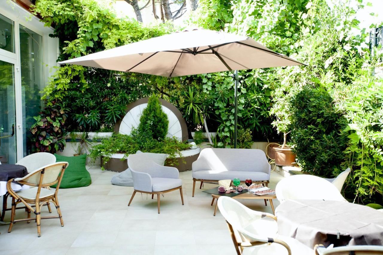 Hotel Maestri Riccione Buitenkant foto