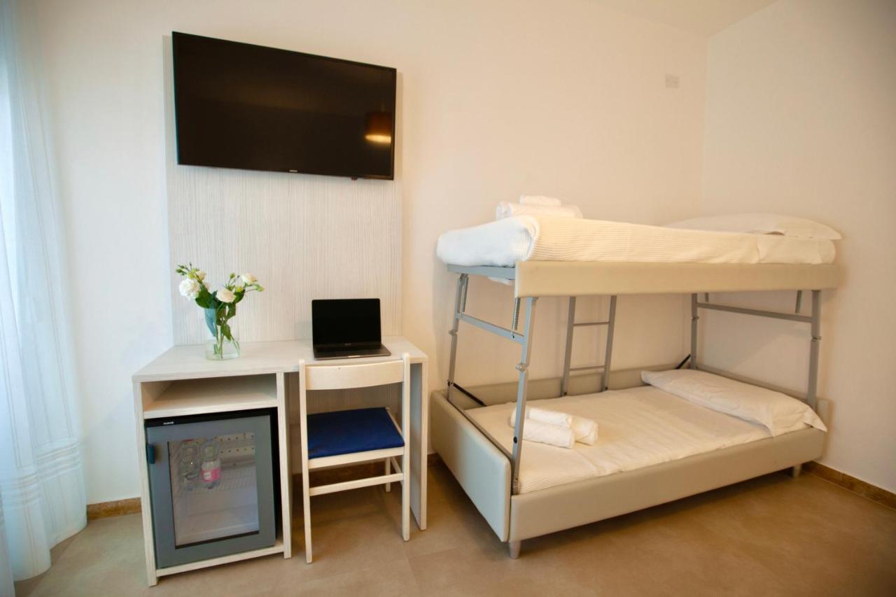 Hotel Maestri Riccione Buitenkant foto