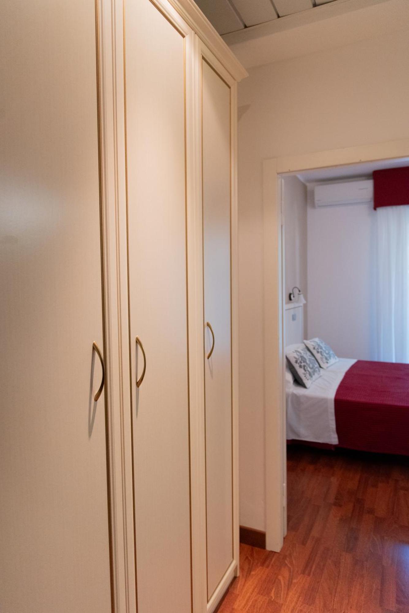 Hotel Maestri Riccione Buitenkant foto